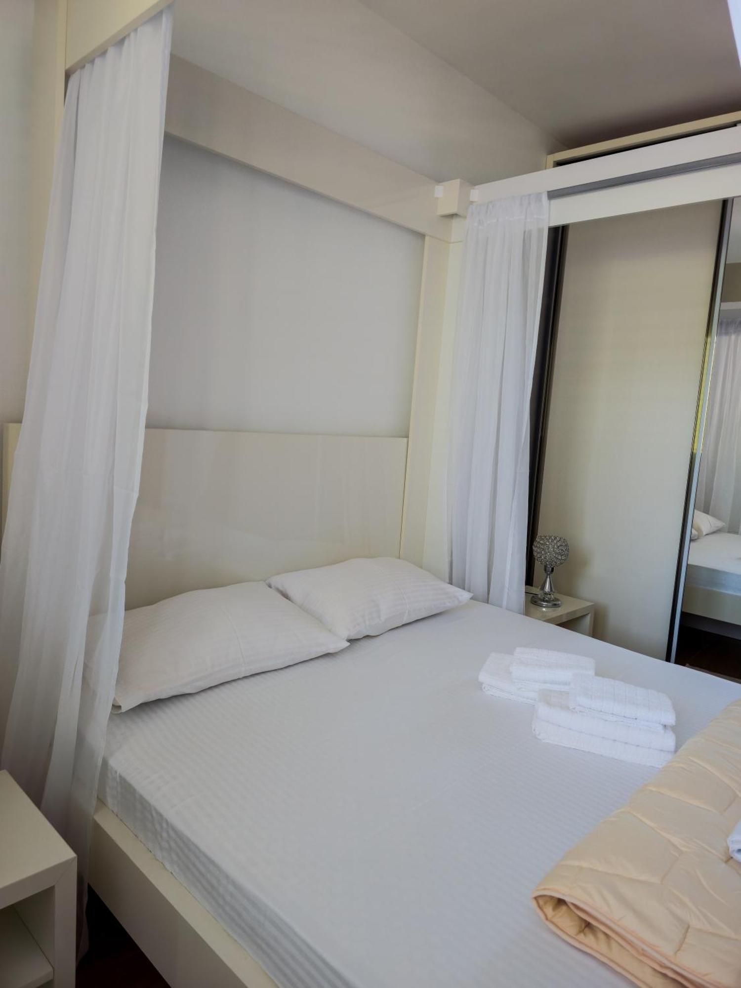 Boulevard Apartments Kotor Bagian luar foto