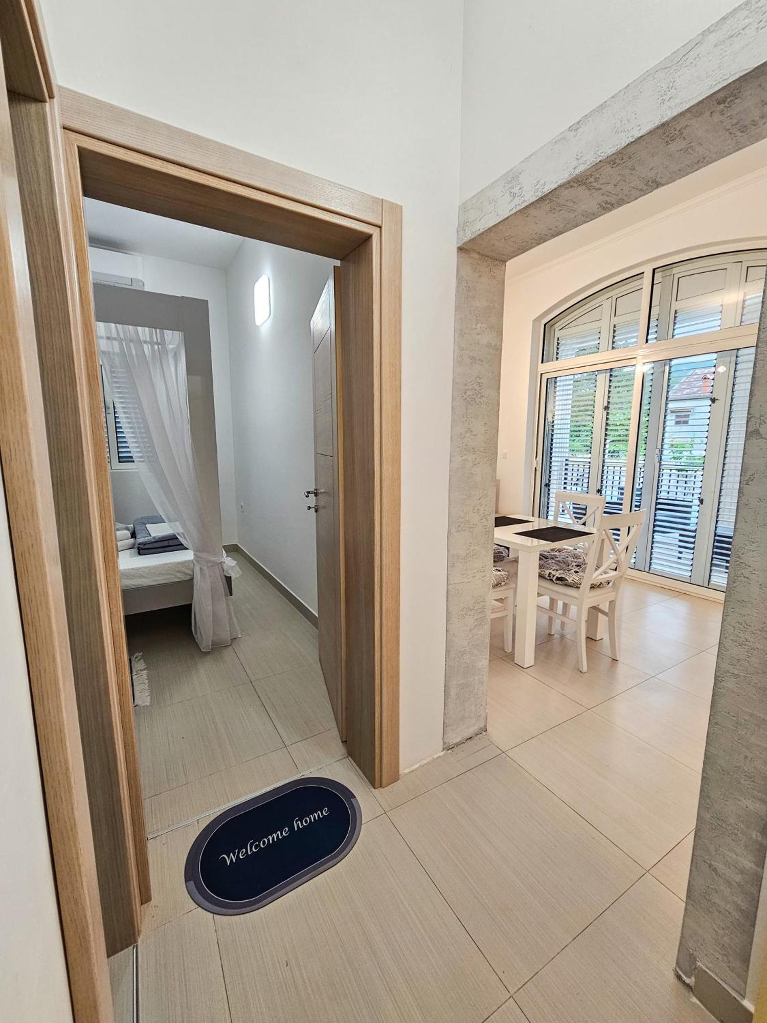 Boulevard Apartments Kotor Bagian luar foto